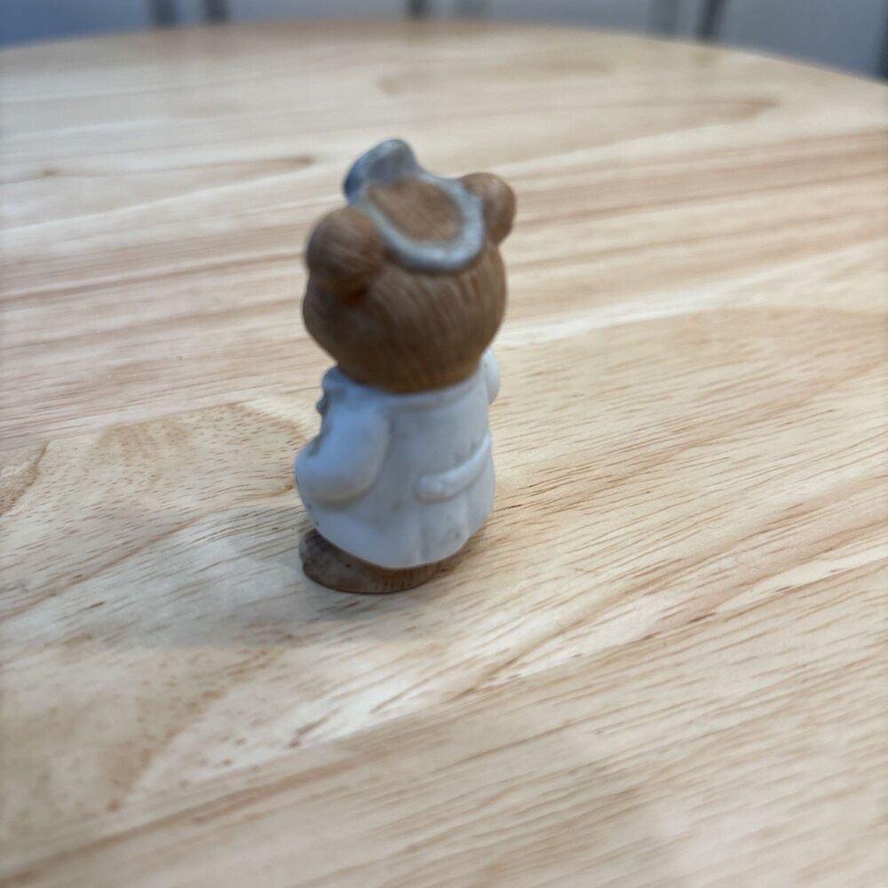 Vintage HOMCO Miniature Career Bear Figurine 2" Doctor #8820 . 1980s - Picture 2 of 7
